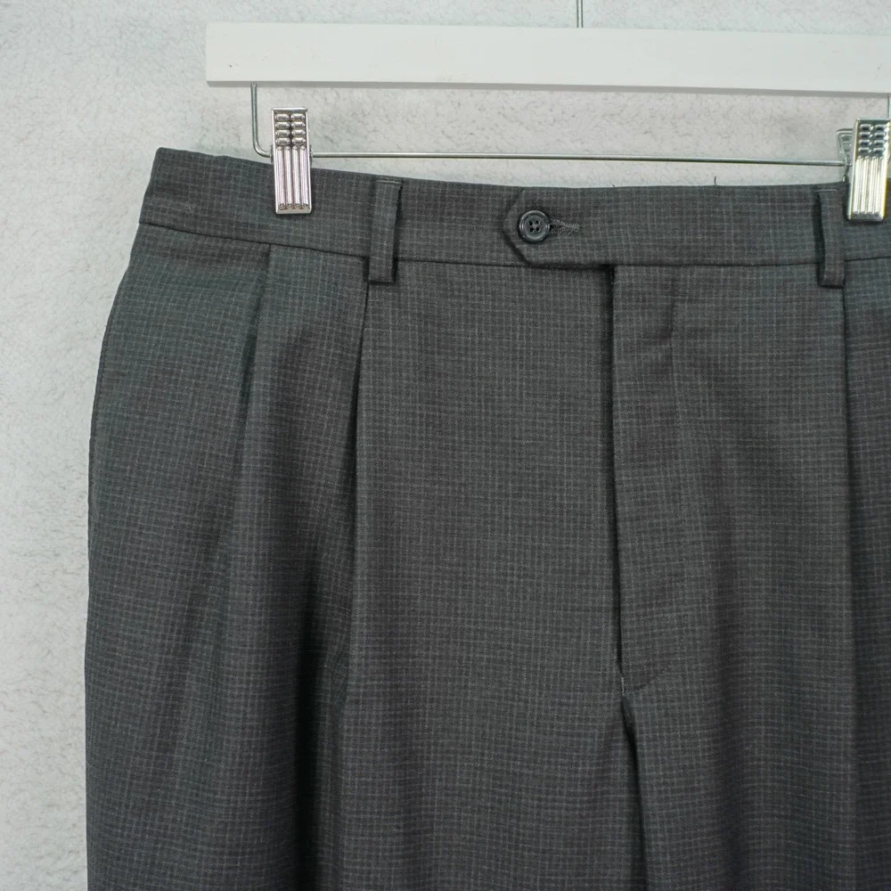 Jos A Bank Wool Gray Check Dress Pants -35R 35 / 32- Mid Rise Pleated Cuffed Li